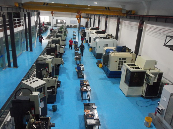 塑料模具定制，來(lái)得太快就像龍卷風(fēng)